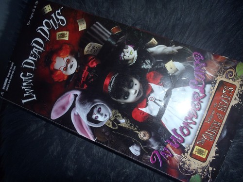 Mezco living dead - mezco,