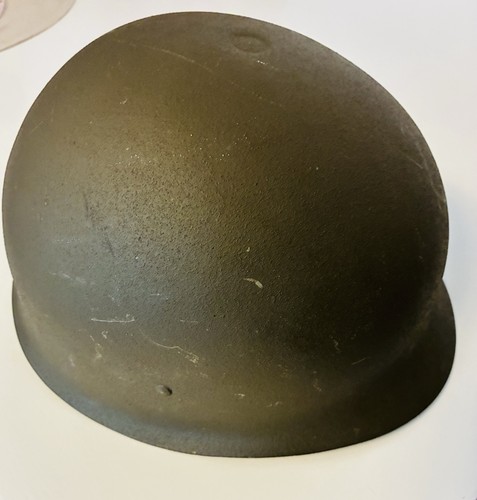 Alte militärische helm - alte,