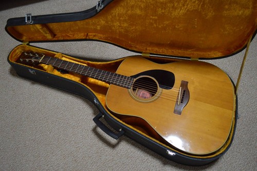 Yamaha 180 red - red, label