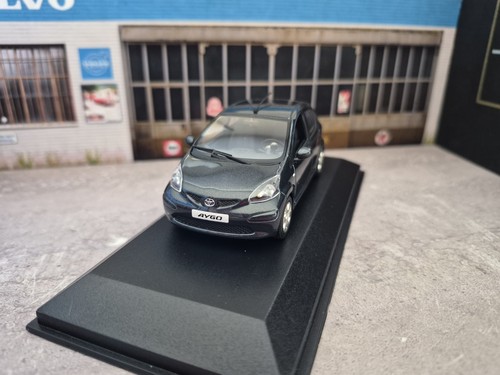 Minichamps toyota aygo - -,