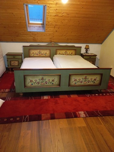 Voglauer schlafzimmer teile - ,
