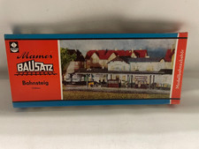 Vero Mamos Bausatz Bahnsteig