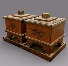 Antik: 2 Negoro-nuri rot &