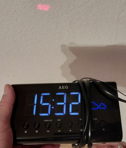 Projektionsuhrenradio aeg mit - projektionsuhrenradio,