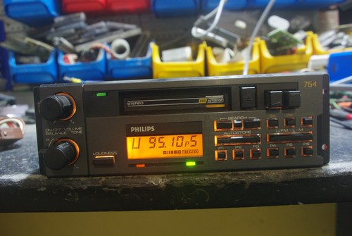 Oldtimer philips 754 autoradio - philips,