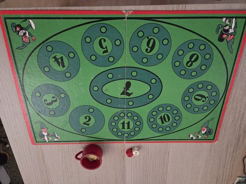 Brettspiel das lustige - brettspiel,