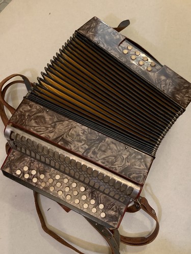Hohner-Knopf-Akkordeon-