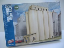 1/87 H0 Walthers Cornerstone 933-2942 HeadHouse w/Silos,Getreidesilos US Fabrik