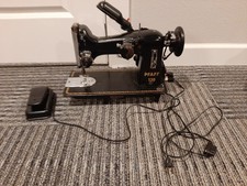Vintage German Pfaff 130-6