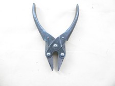 Original alte Zange Werkzeug Parallelzange gez. DWH