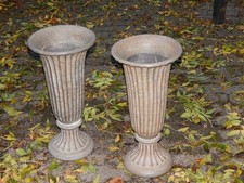 2 hochwertige nostalgische Amphoren hohe Bodenvasen massiv dickwandig top Deko