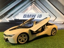 1:18 BMW i8 Coupe, Dealer