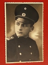 Foto AK WW2 Soldat Uniform mit Schirmmütze ca. 1931