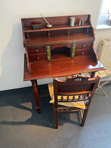 Antiker holz sekretär braun - holz-sekretär,