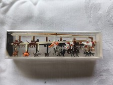 Merten Figuren 24x Hunde /