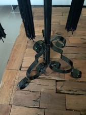 Schwarzer Gothik Kerzenständer Höhe 70 cm, Breite ca 26 cm