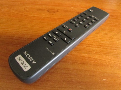 Sony fernbedienung d757 - sony,