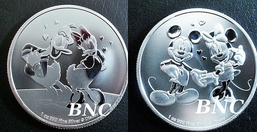 Donald daisy mickey - daisy", "mickey