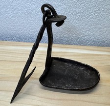 Antike Schmiedeeisen-Öllampe