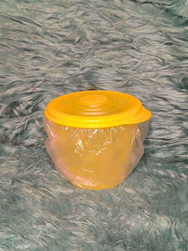 Tupperware bungee - –,