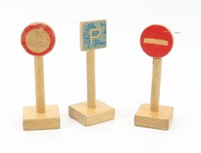 Ausschmückung 3x Verkehrszeichen Verkehrsschilder Konvolut /Holz