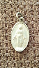 Alte religiöse Anhänger