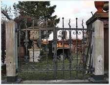 ♛ Antikes Tor Pforte