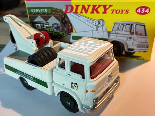 Dinky toys bedford t k - -,