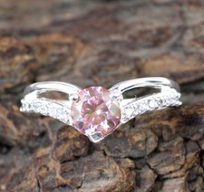 1.09 CT Rundschliff Rosa