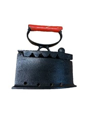 Antikes Kohlebügeleisen