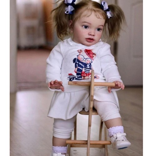 Lifelike reborn baby doll - 26",