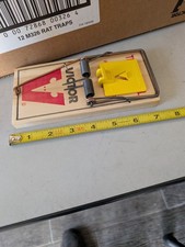 Box of 12 Victor Brand Rat