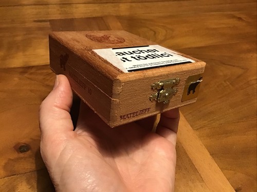 Kleines holzkästchen - kleines,