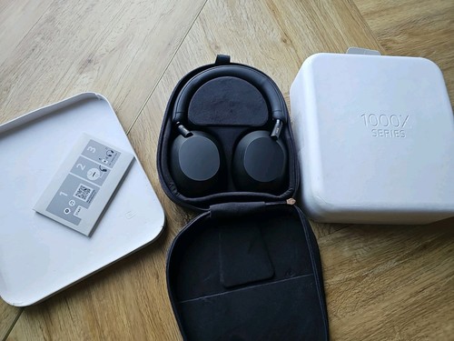 Sony 1000xm5 over ear - over,
