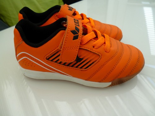 Hallenfussballschuhe 28 in - hallenfussballschuhe,