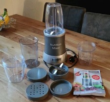 GOURMETmaxx Nutrition Mixer (10-tlg.) - 700 ml - 350ml - Smoothie - Rezeptheft 