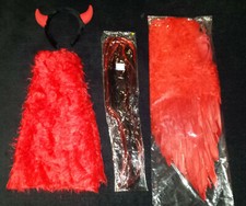 Vampire Devil Angel Set 4Tlg ENGEL Flügel Beinstulpen Perücke Gothic WGT