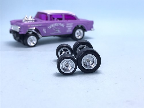 R403 hotwheels real - hotwheels,