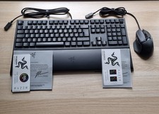 Razer Ornata V2 + Razer Basilisk V2 Tastatur/Maus Bundle Schwarz Kabelgebunden