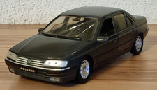 Peugeot 605 (1998) Dunkelgrau SOLIDO 8502 1:18