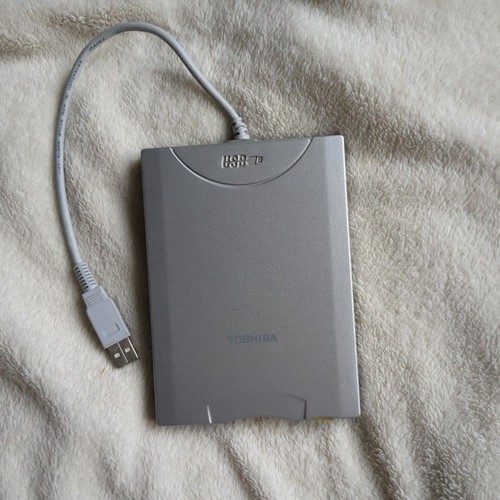 Toshiba usb diskettenlaufwerk - toshiba,