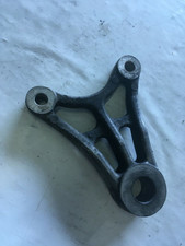 Suzuki GS 500 E GM51B Bremssattelhalter hinten, Halter Bremse hinten B6255