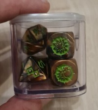 Blood Bowl Dice / Würfel Set Woodelves Waaldelfenn