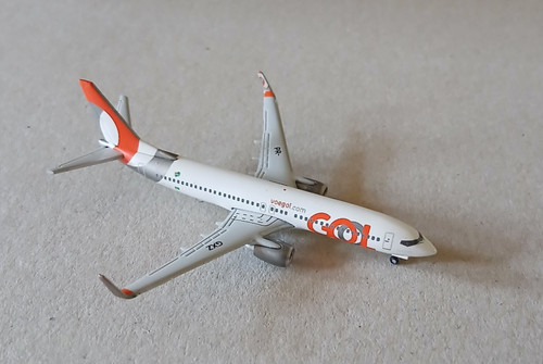 Herpa wings 500 - 1:500, gol