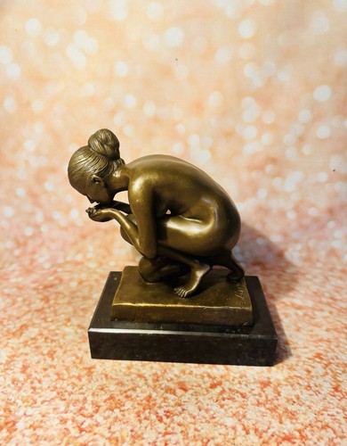 Bronzefigur weiblicher akt - weiblicher,