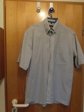Herren-hemd hellgrau, kurzarm v. Barisal Gr. 15 3/4 oder 40, bügelfrei