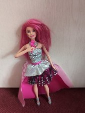Rockstar Barbie In pink mit Mikrofon