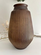 Montanus & Remi Vase -