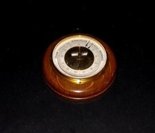 Antikes Wandbarometer