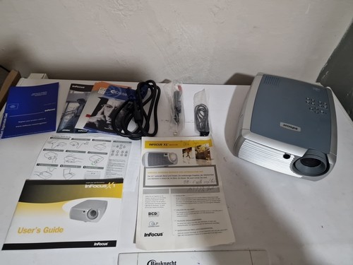 Beamer infocus auch - beamer,
